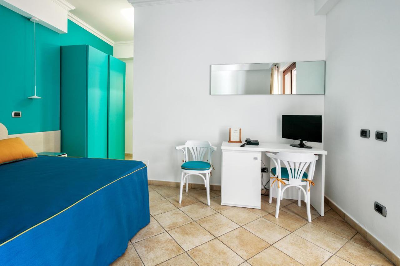 Residence Hotel La Giara Lipari  Exteriör bild