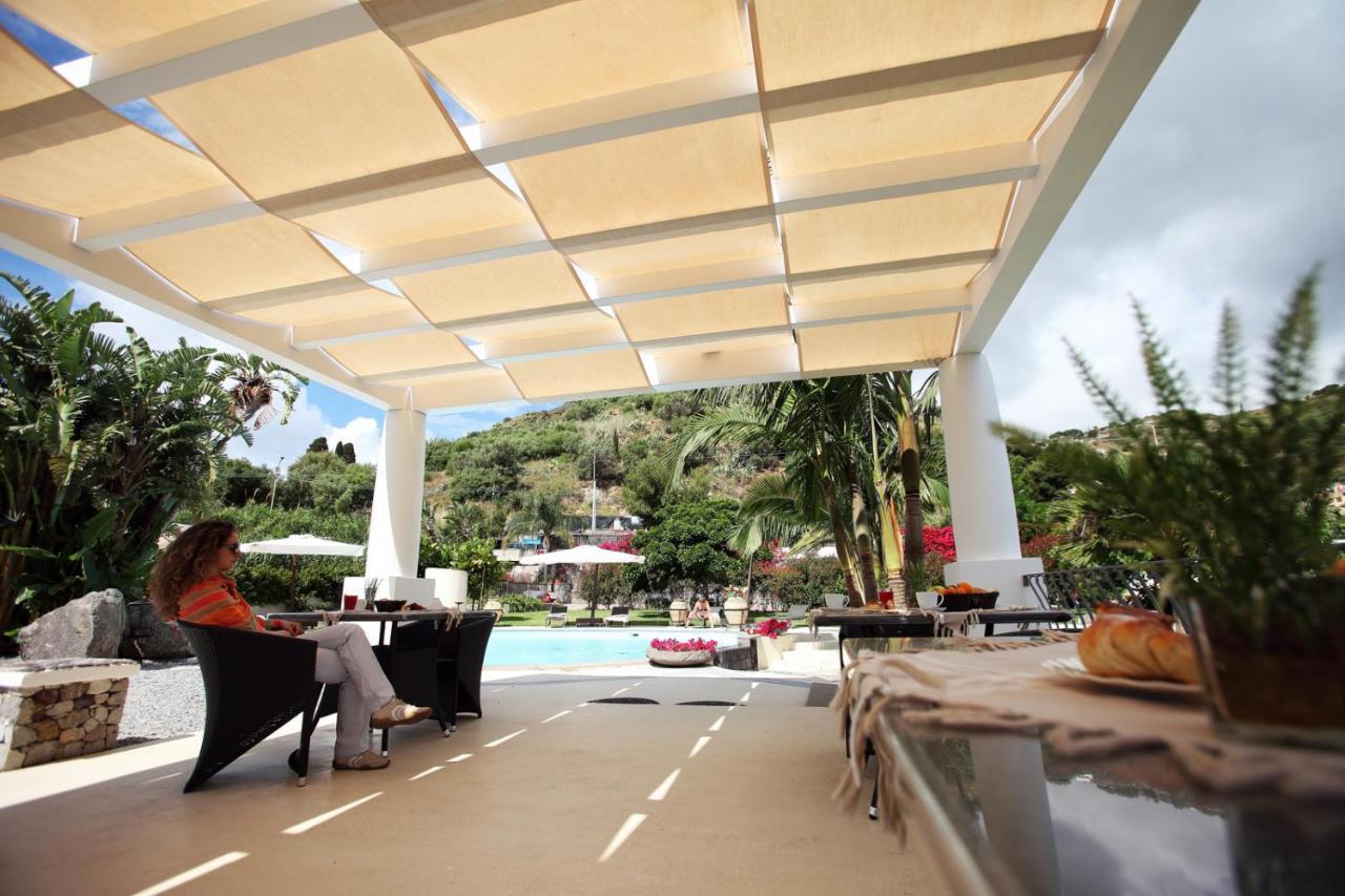 Residence Hotel La Giara Lipari  Exteriör bild